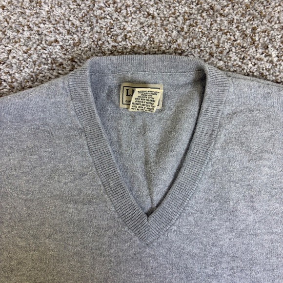 LL Bean Mens XL Gray Cotton Cashmere V-Neck Sweater 274603 - Picture 2 of 12